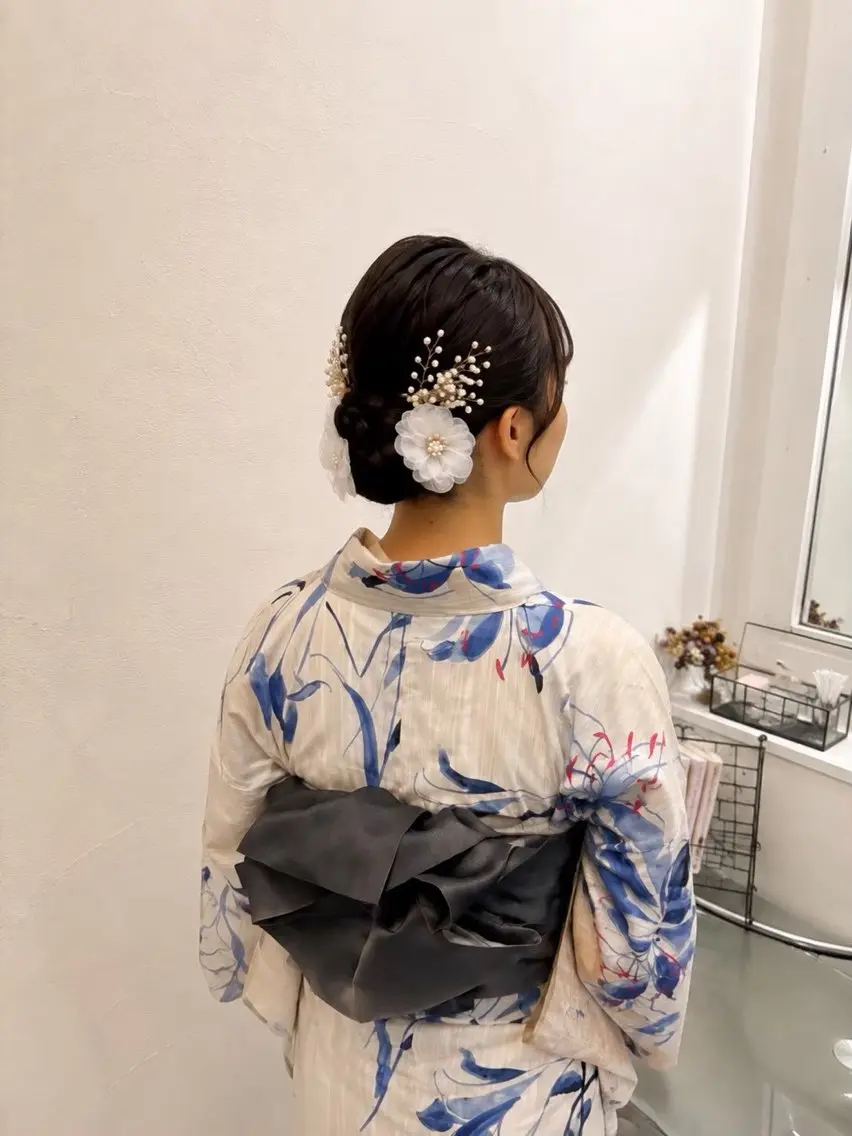 ヘアアレンジ 着付け 艶カラー✨️ りなこのヘアスタイル