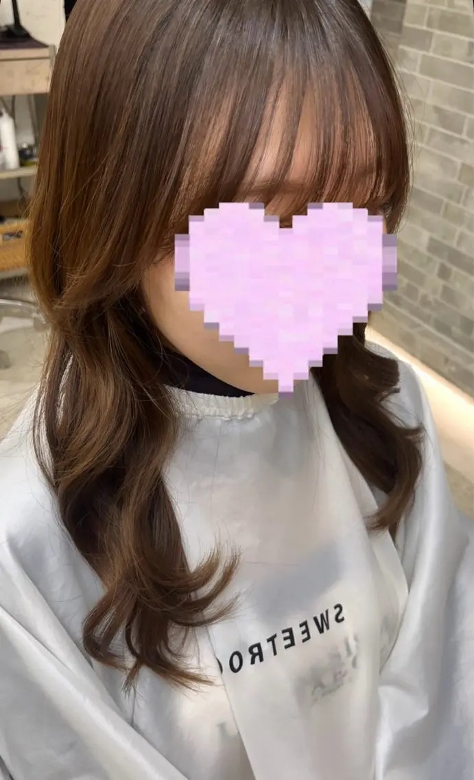 セミロング ヘアアレンジ カット ヘアカラー こと🐰 茅ヶ崎店のヘアスタイル