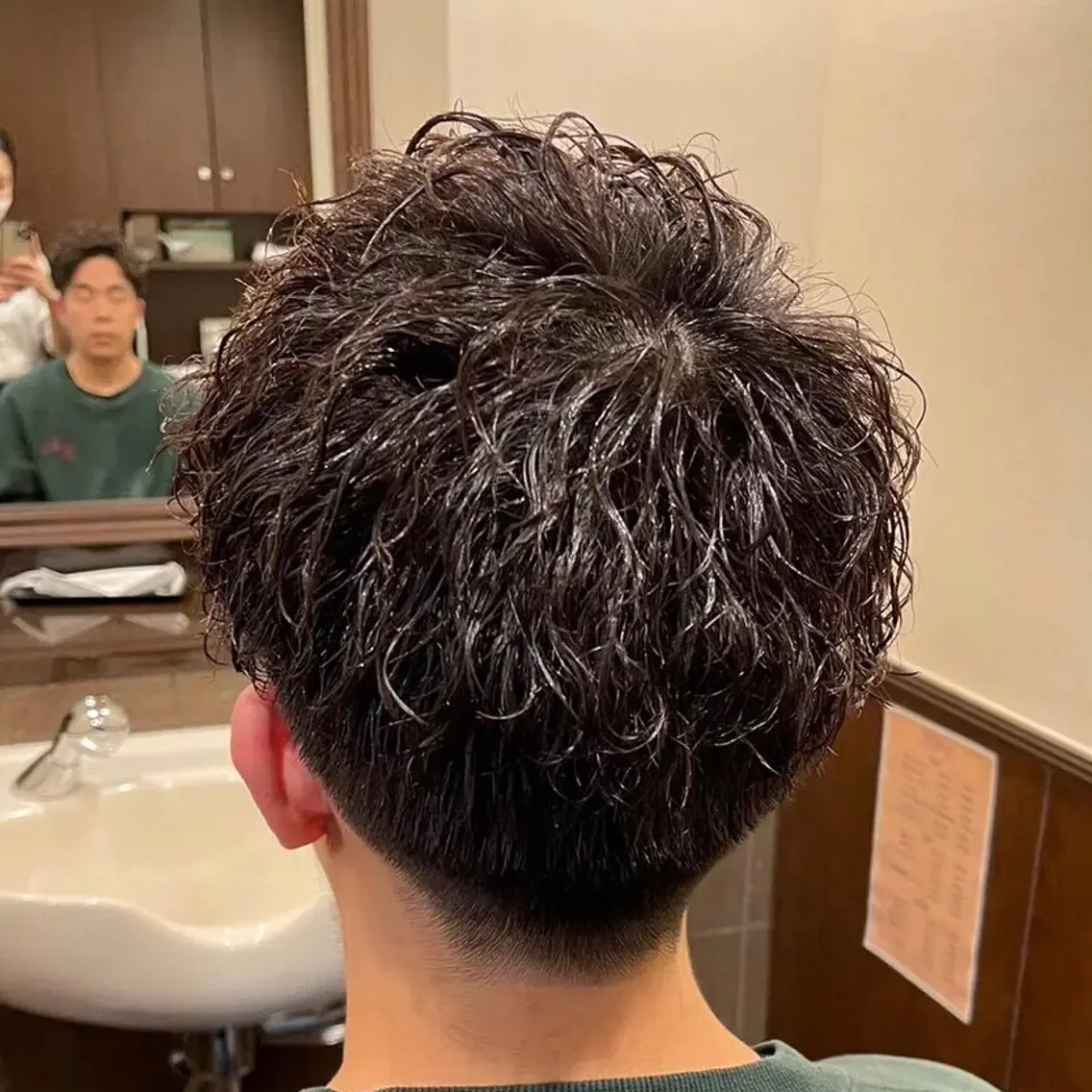 ショート パーマ 長谷川 真那のヘアスタイル