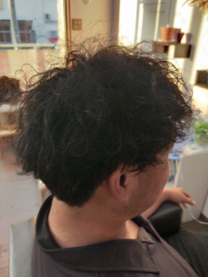 ショート パーマ メンズ メンズパーマ スパイラルパーマ カット パーマ トリートメント 大城正樹 Cecil HAIRのヘアスタイル