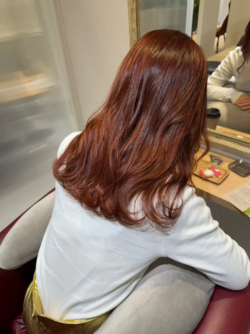 ミディアム オレンジブラウン 髪質改善 酸性ストレート カット ヘアカラー トリートメント 天王寺の美容師 わだひろしのヘアスタイル