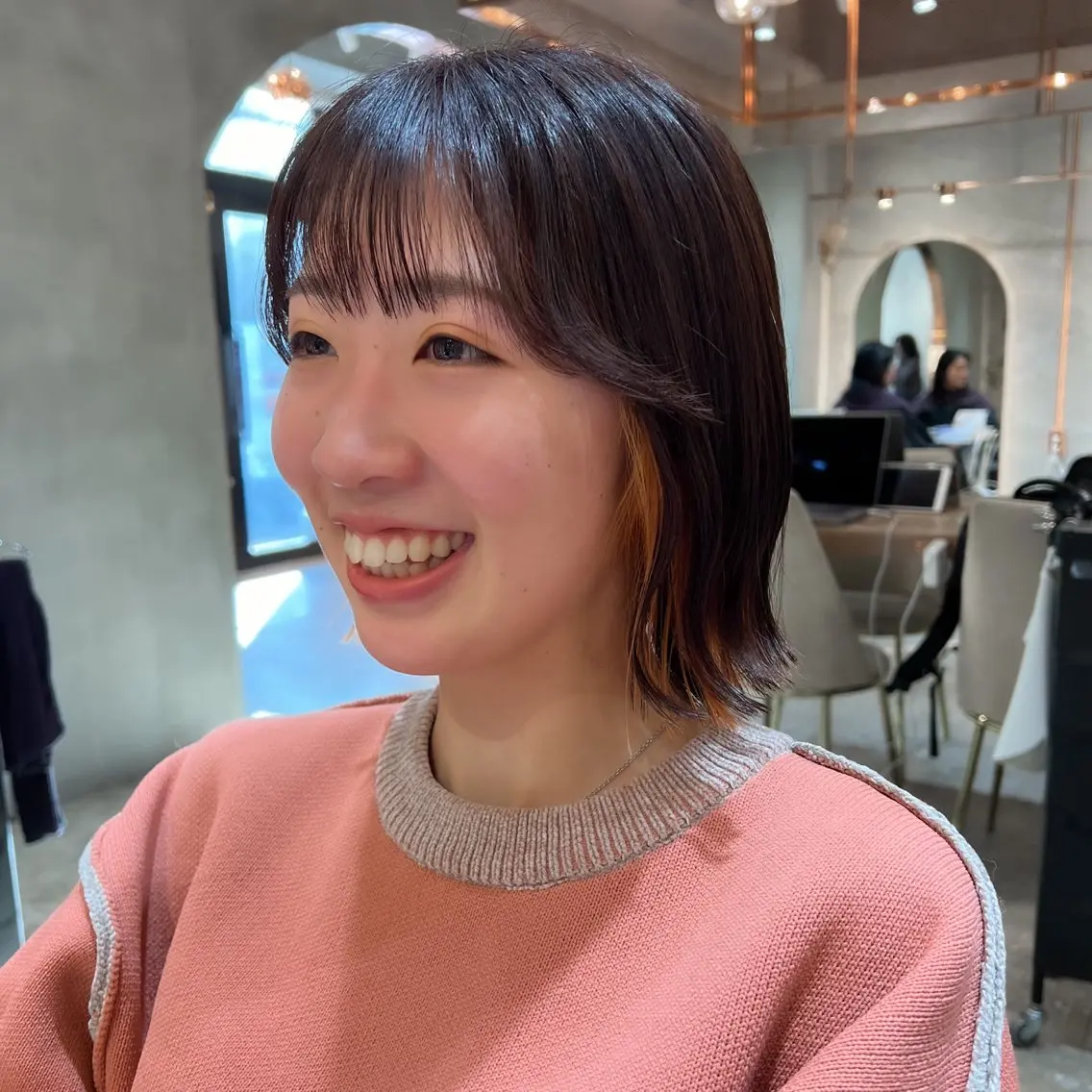 ショート カラー カット ヘアカラー トリートメント ボブ/巻ける縮毛矯正 /韓国レイヤーはなのヘアスタイル