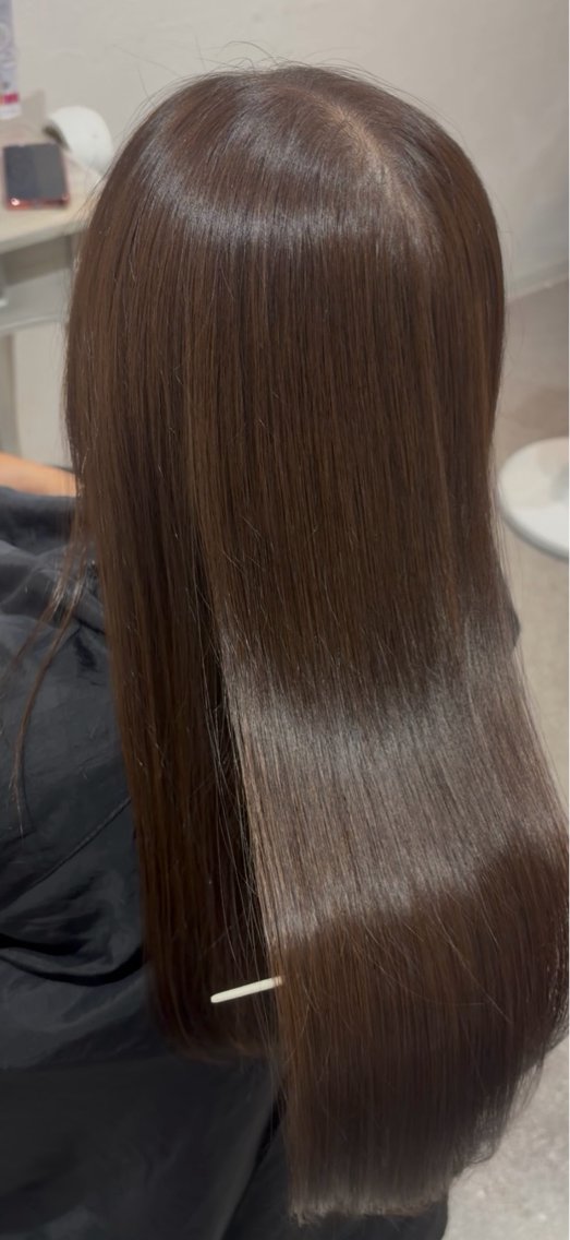 ロング カラー ベージュカラー 透明感カラー 石田 樹莉のヘアスタイル