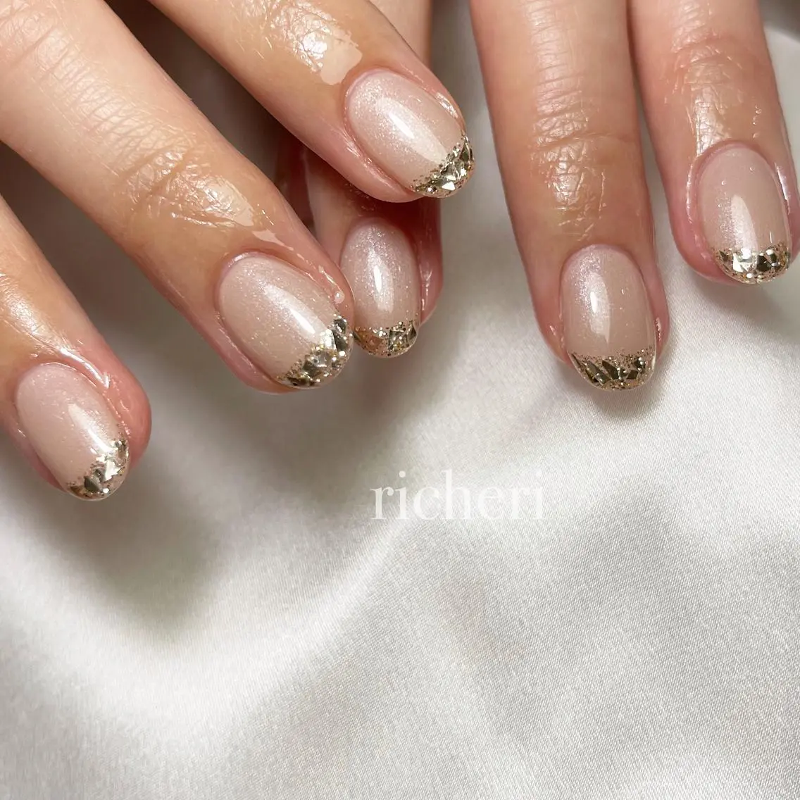 ミディアム ネイル ハンドネイル richeri beautyのネイルデザイン