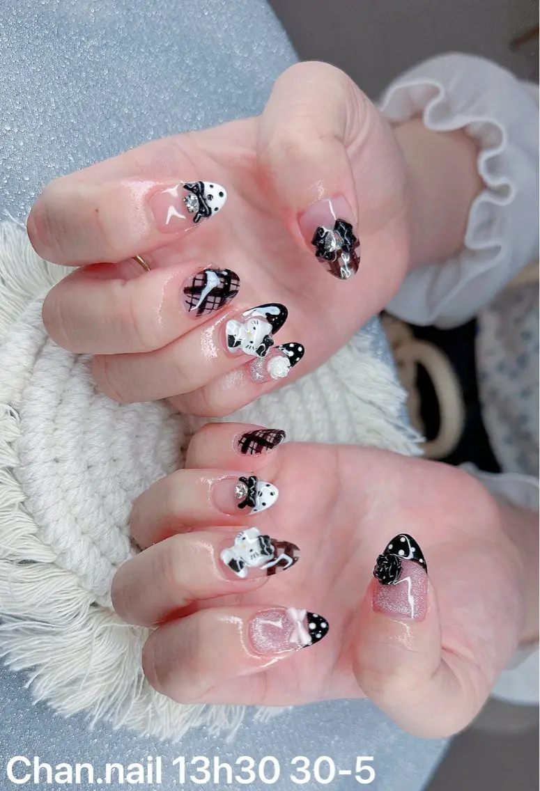 ネイル キラキラネイル マグネットネイル ぷっくりネイル 春ネイル ワンホンネイル ハンドネイル Candy Nailのネイルデザイン