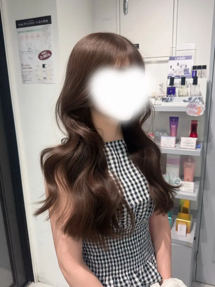 ロング ヘアカラー 韓国系艶髪🎀 miyuuのヘアスタイル