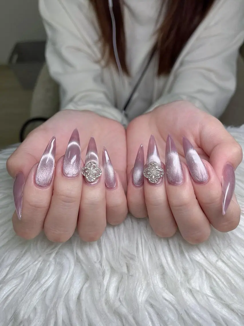 ネイル アートネイル 成人式 ジェルネイル ニュアンスネイル 夏ネイル ハンドネイル Jenn Nail Salonのネイルデザイン
