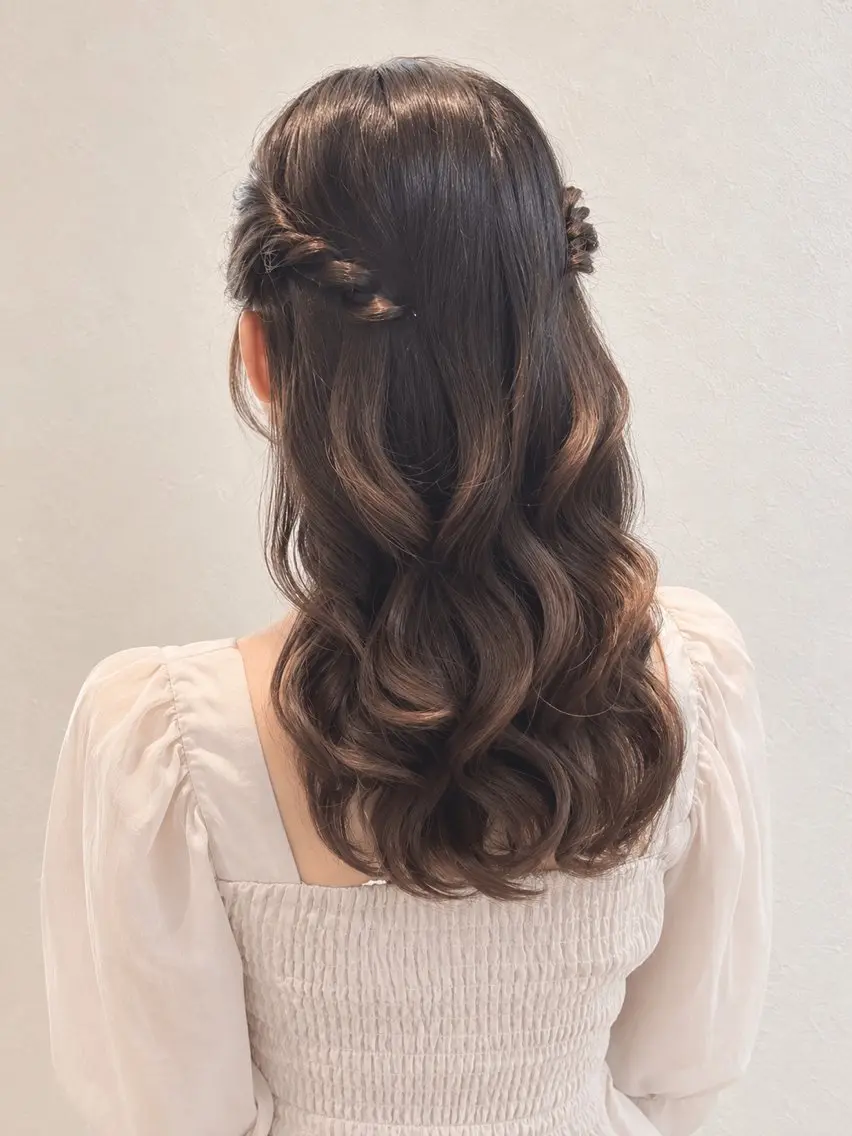 ロング ヘアアレンジ 松下 美優のヘアスタイル