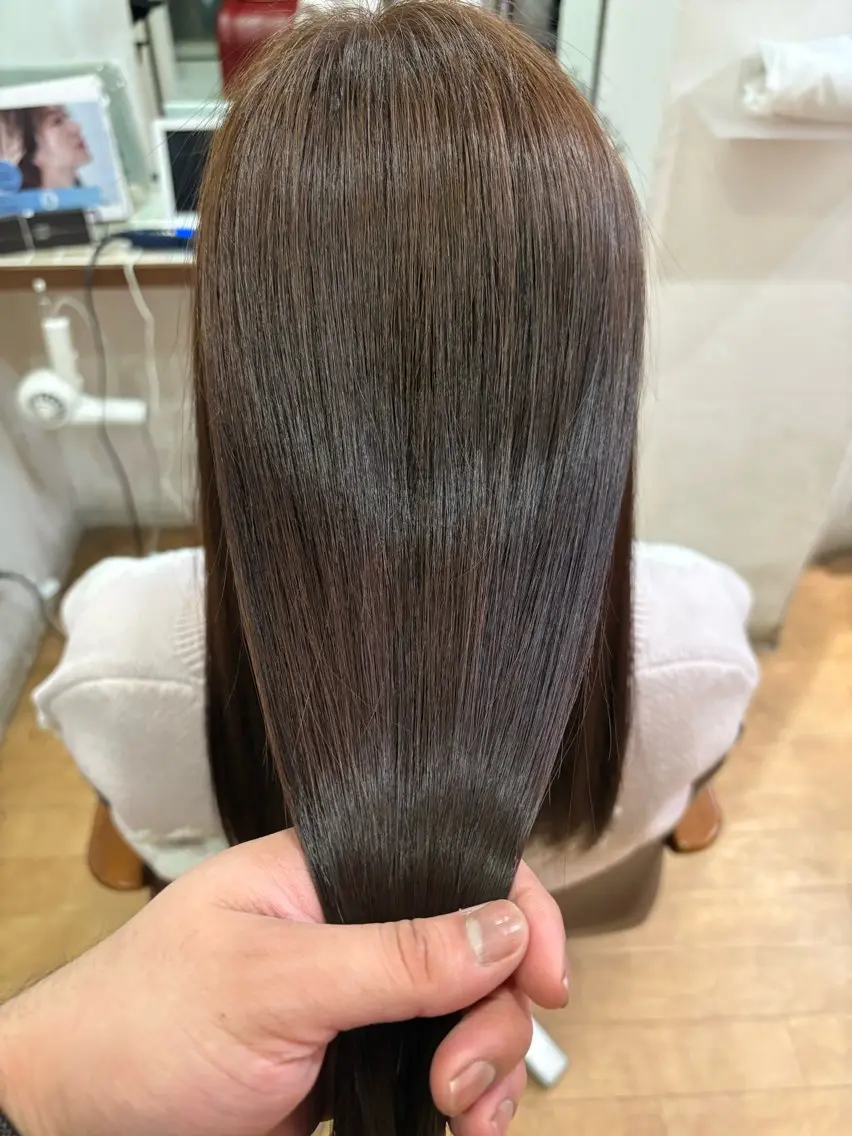 セミロング カラー カット ヘアカラー トリートメント 髪質改善TR特化 副店長 坂田一樹】のヘアスタイル