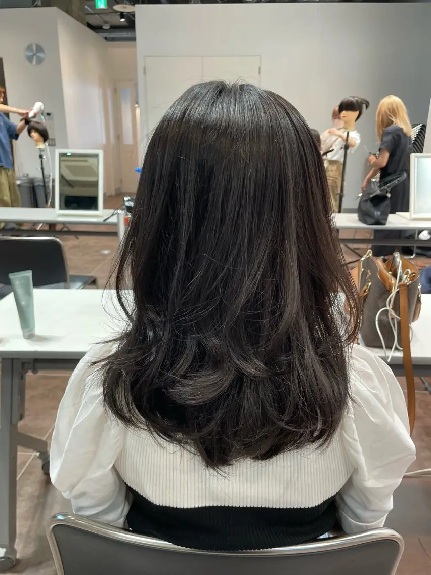 セミロング 🌷久保田 優🌷のヘアスタイル
