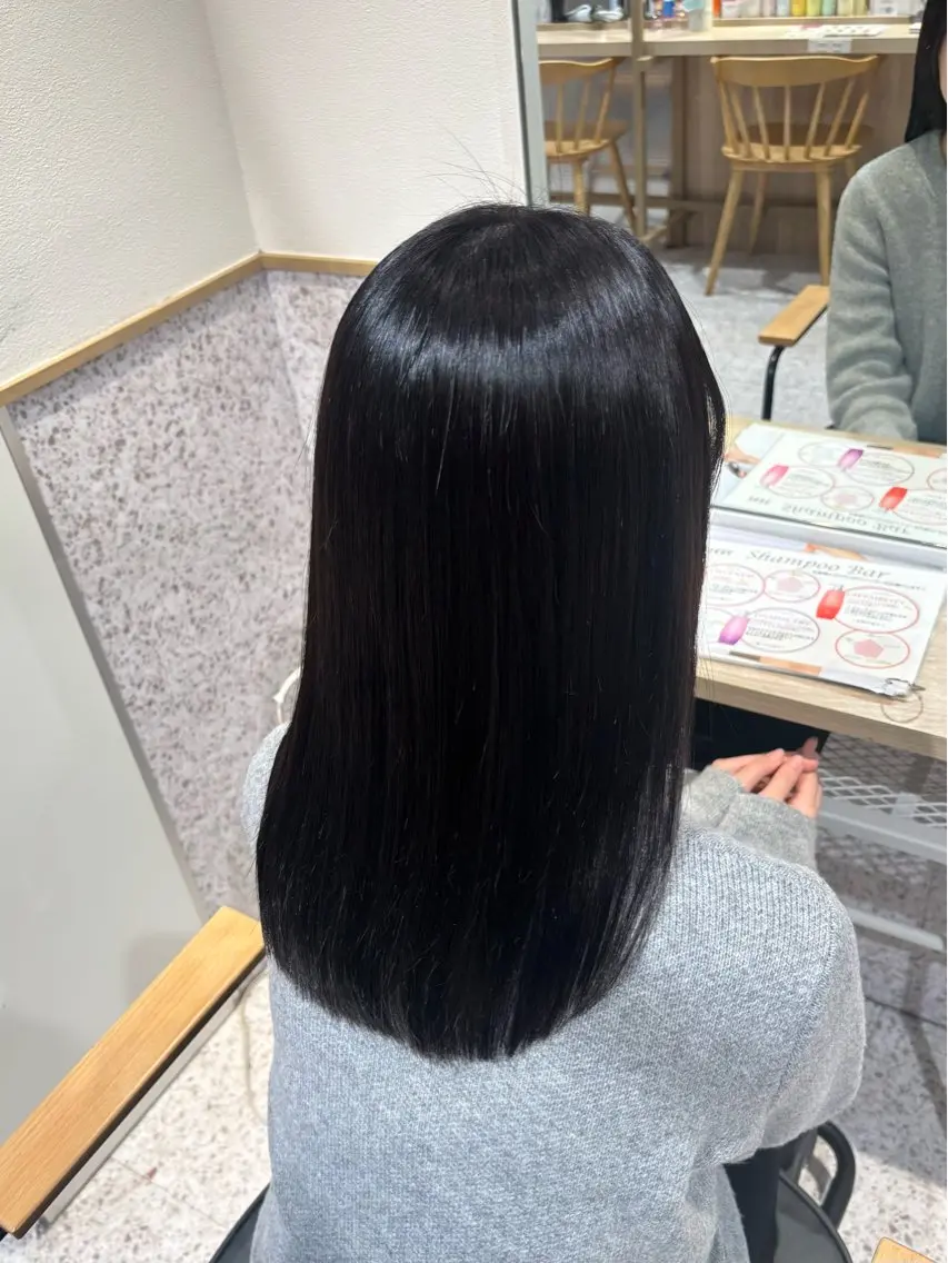 ミディアム カラー ミディアムパーマ アッシュ アッシュブラウン ブラウンカラー ダブルカラー ヘアカラー 暖色カラー/ パリジェンヌ💟みくのヘアスタイル