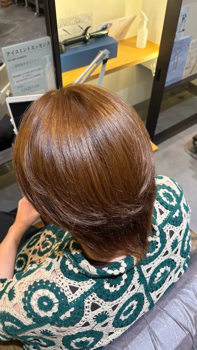 カラー 岩﨑 心那のヘアスタイル