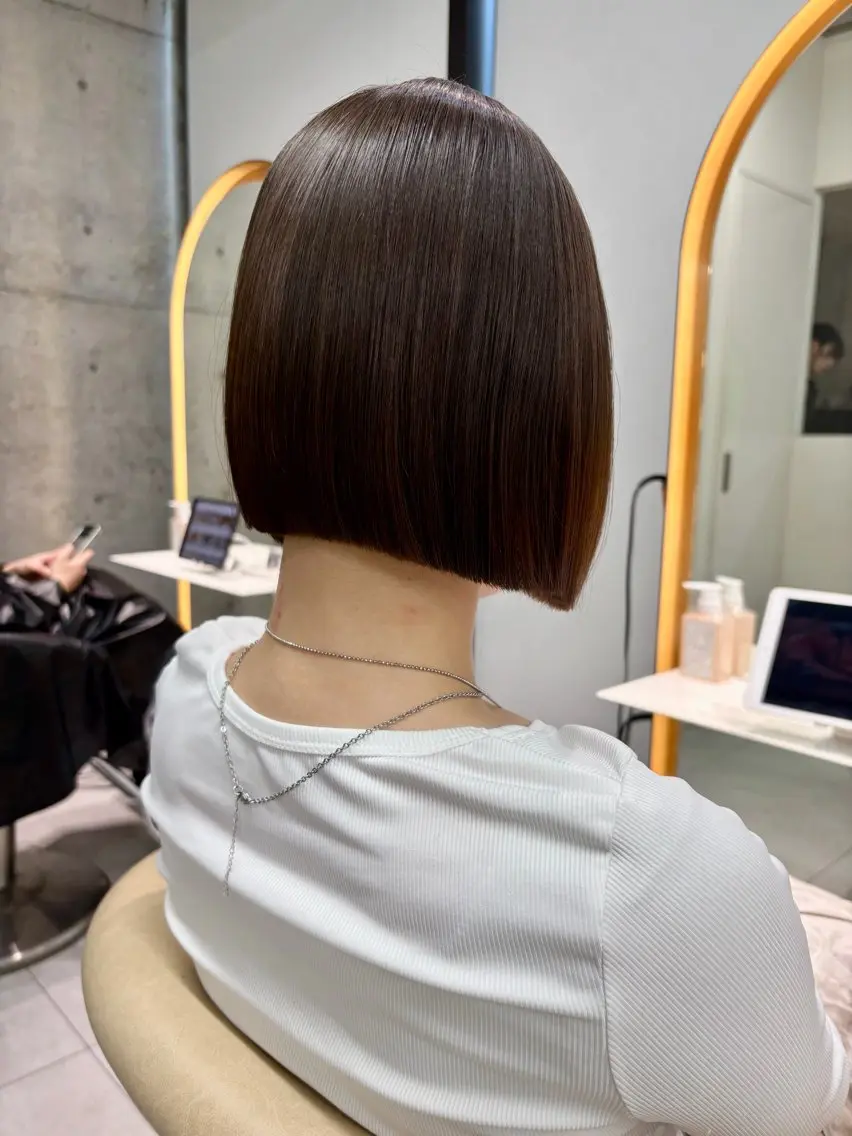 ミディアム 縮毛矯正 トリートメント けいし🐬ボブ 美髪縮毛矯正のヘアスタイル