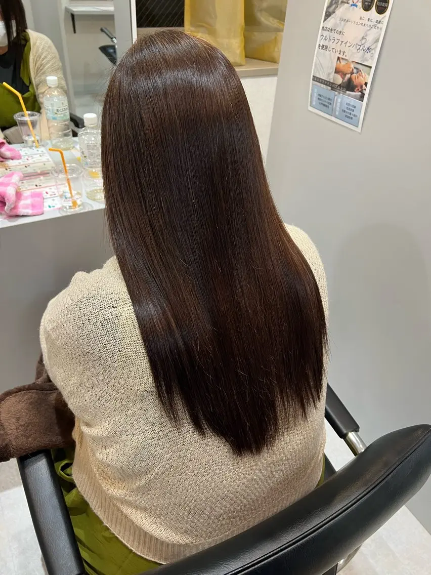 セミロング カラー 叶 妃万里のヘアスタイル