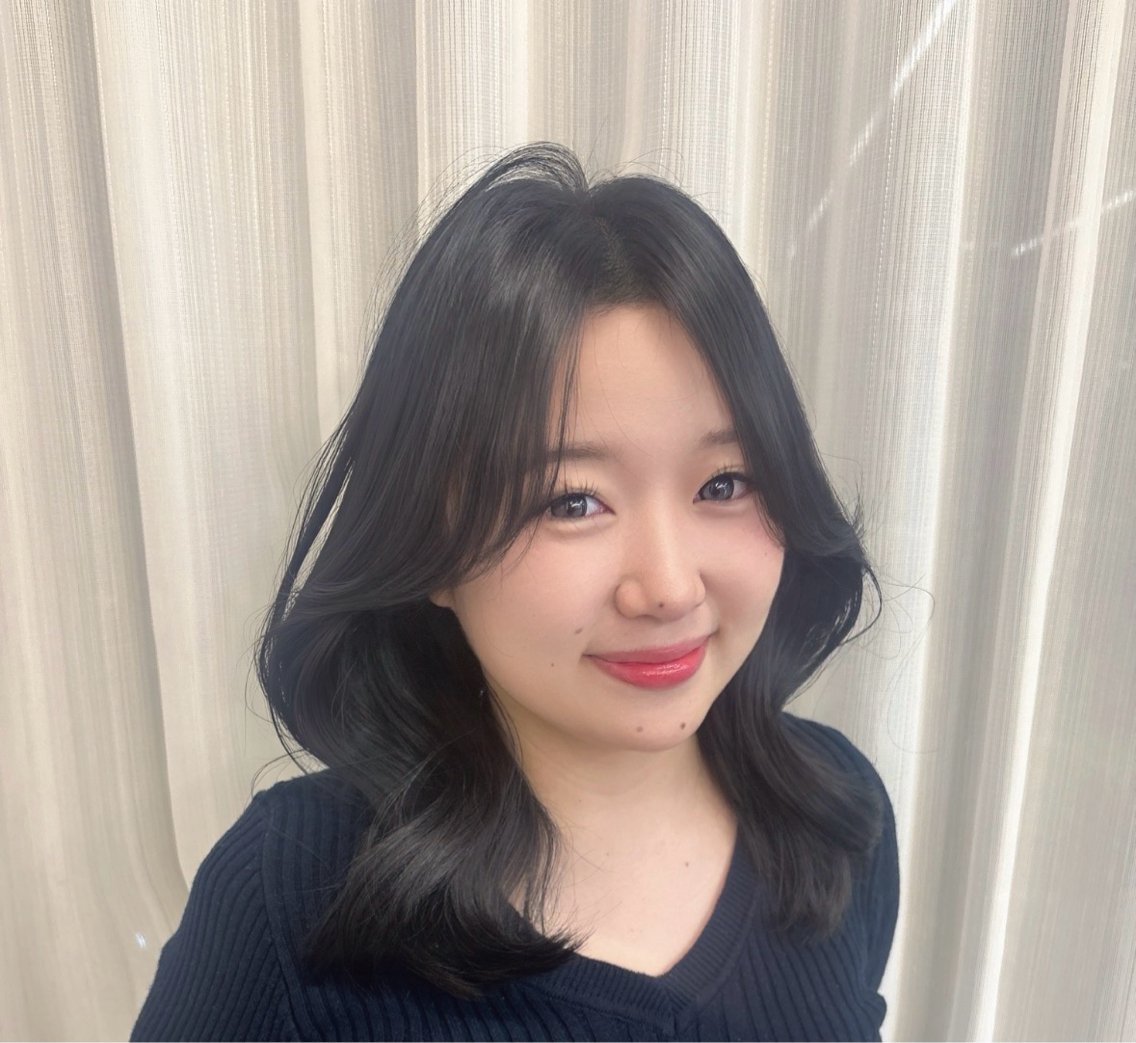 セミロング カラー ヘアアレンジ ヘアカラー JUNOHAIR. MIAN.⋆𝜗𝜚のヘアスタイル