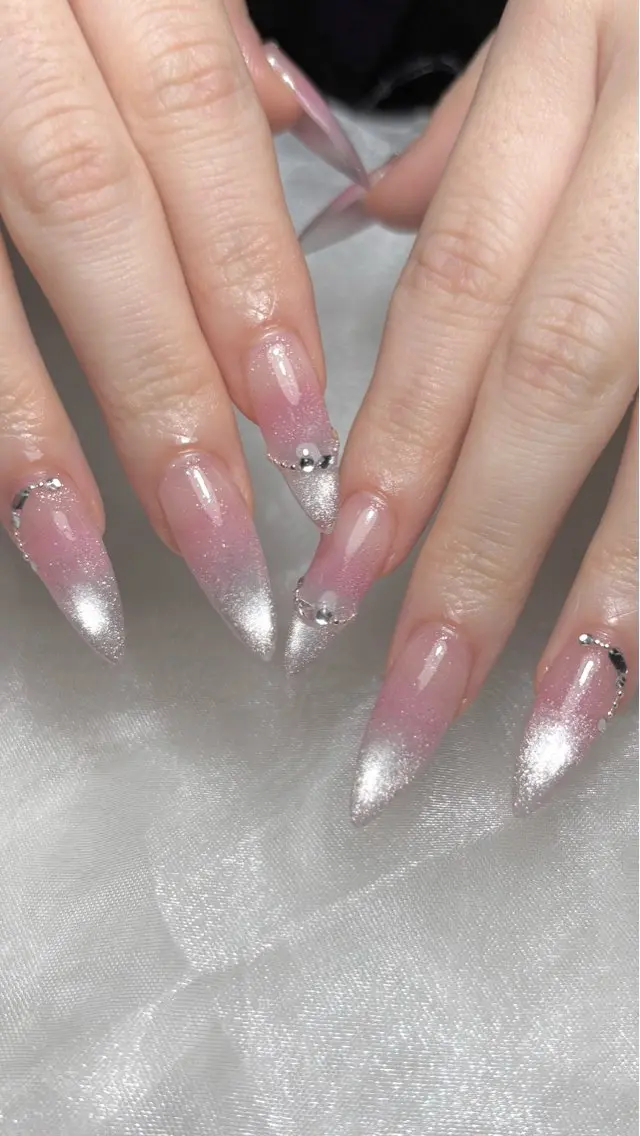 ネイル ハンドネイル nail salon Anela🪽🫧のネイルデザイン
