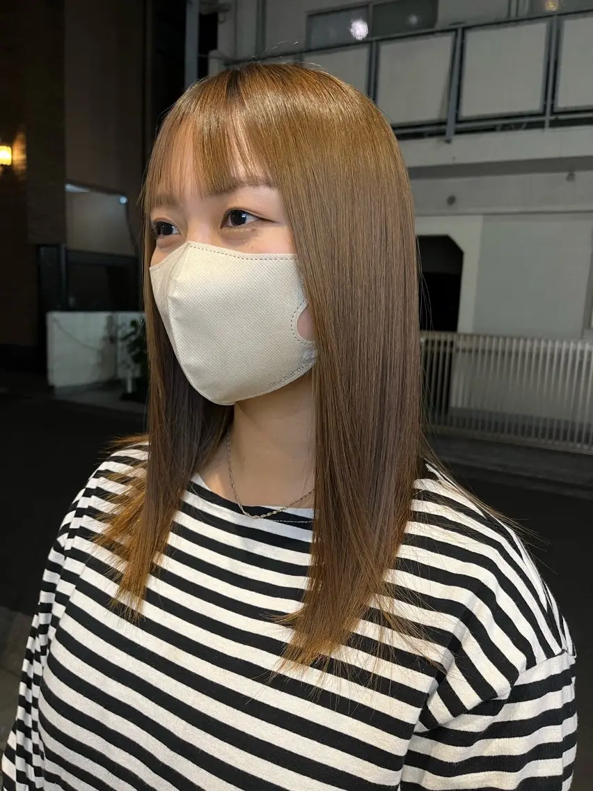 セミロング 渡邊 百咲のヘアスタイル