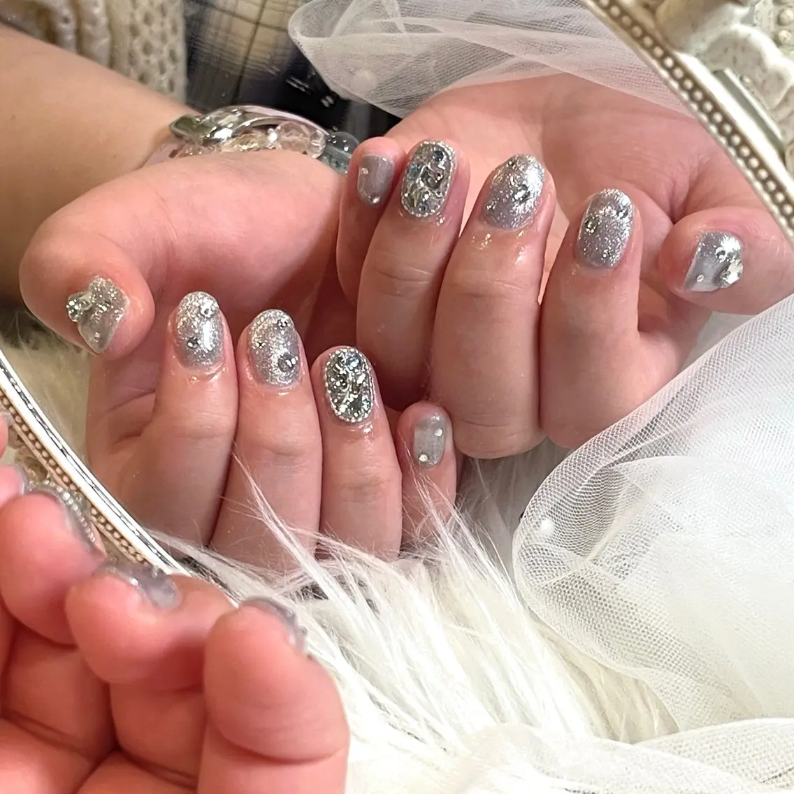 ネイル 持ち込み ストーンネイル ハンドネイル yurika 🌷.*･ﾟのネイルデザイン