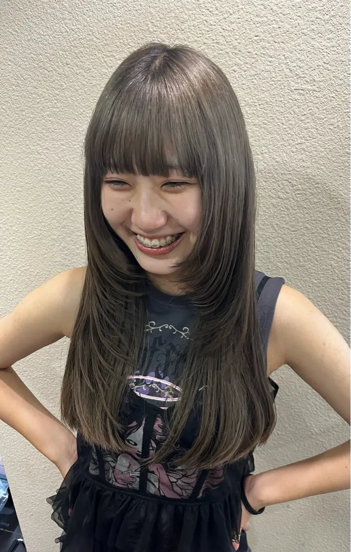 セミロング カラー 顔まわりレイヤー レイヤーカット レイヤーカット/ブラ ウンカラー/河野凜のヘアスタイル