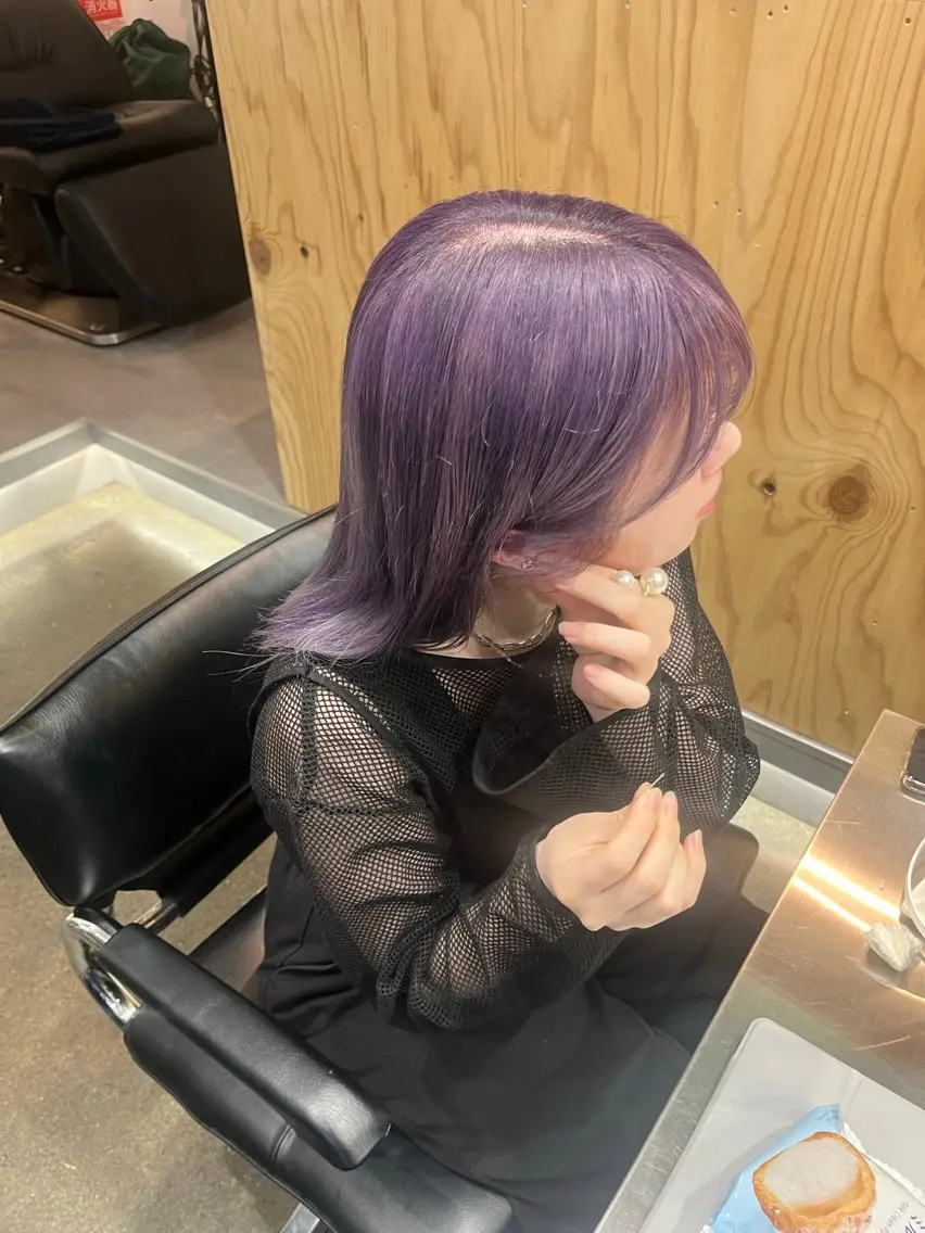 ミディアム カラー ブリーチ 透明感カラー ダブルカラー 新宿 似合わせカラー HINAのヘアスタイル