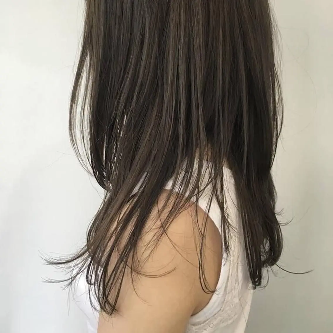 セミロング 吉田一輝 外国人パーマのヘアスタイル
