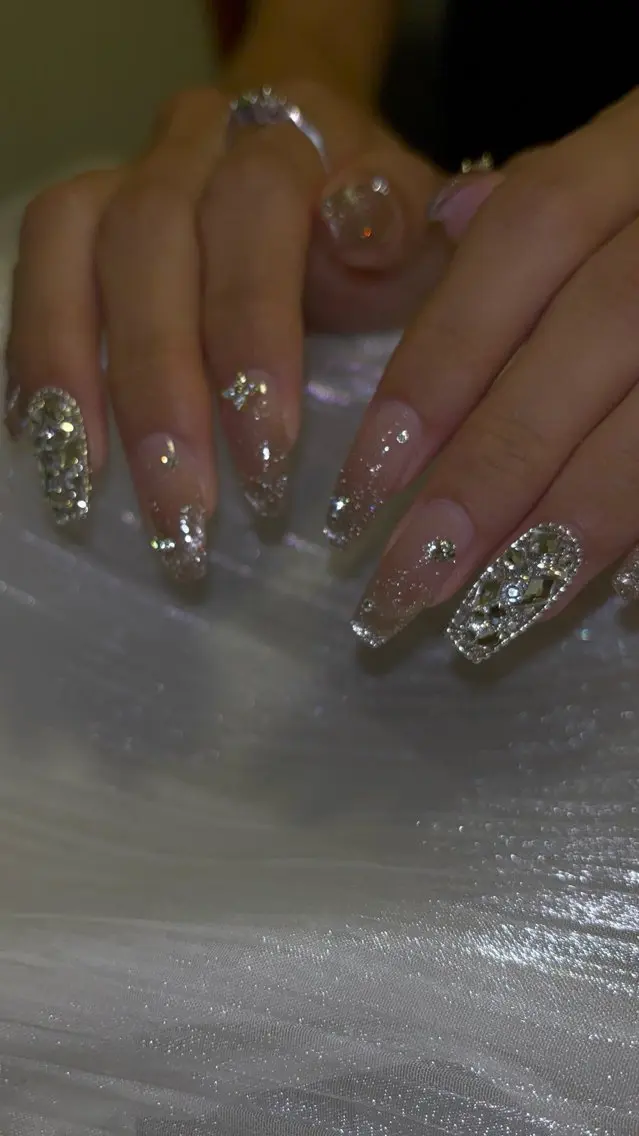 ネイル ロングネイル ハンドネイル Lélia nailのネイルデザイン