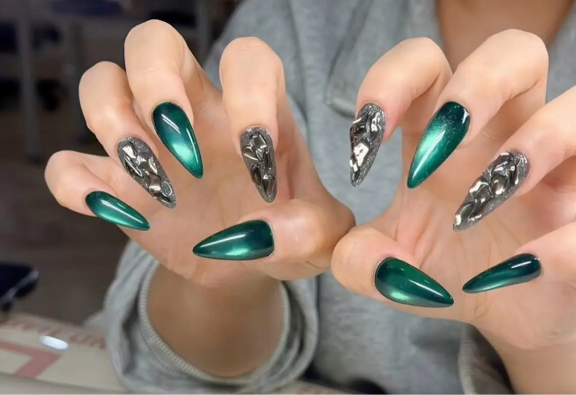 ネイル ハンドネイル H3 Nail Miniのネイルデザイン