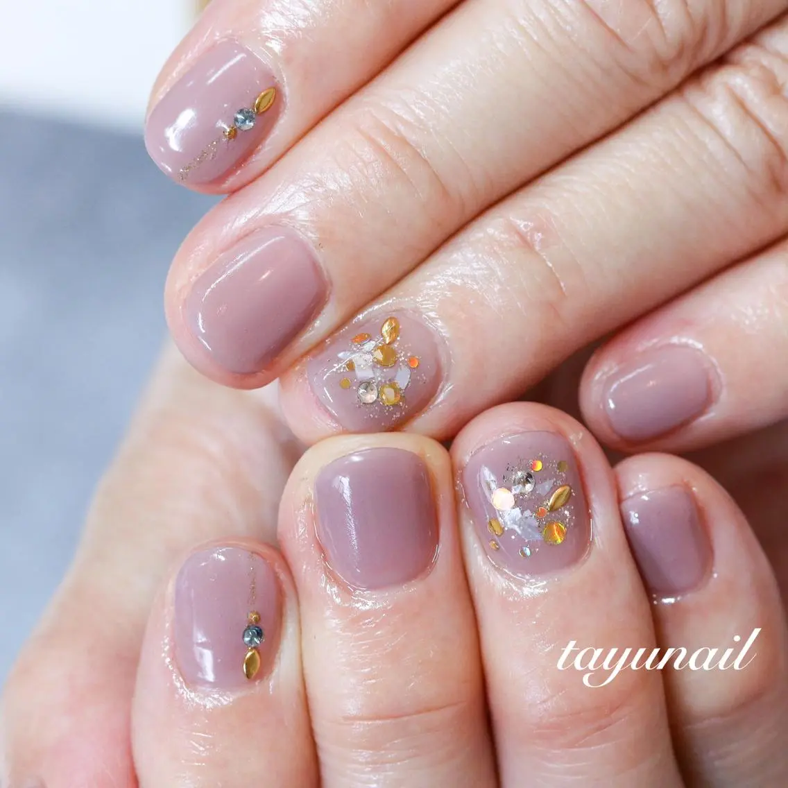 ネイル ジェルネイル キラキラネイル パラジェル ショートネイル ツイードネイル ネイルサロン 【たゆnail】のネイルデザイン