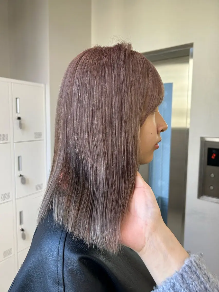 ミディアム カラー ヘアアレンジ MOMO艶髪 🩵モテカラーのヘアスタイル