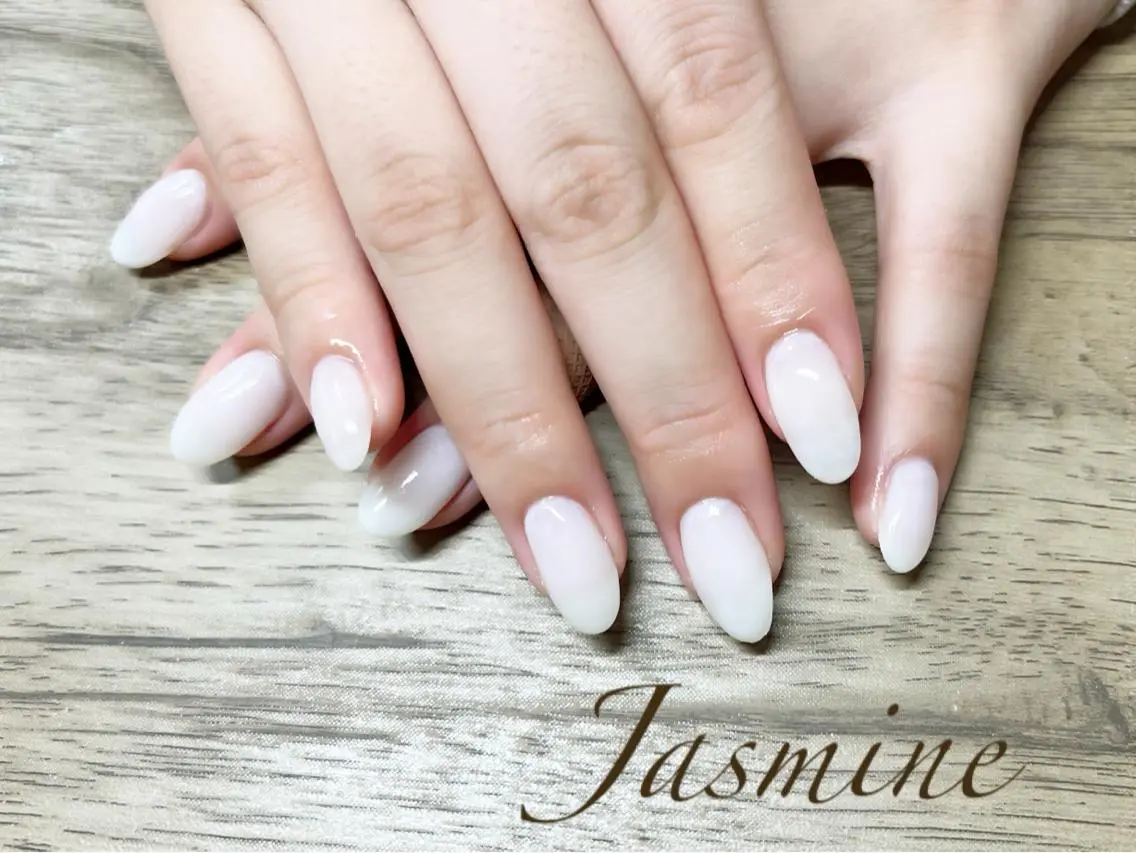 ネイル ワンカラーネイル ハンドネイル Jasmine 林のネイルデザイン