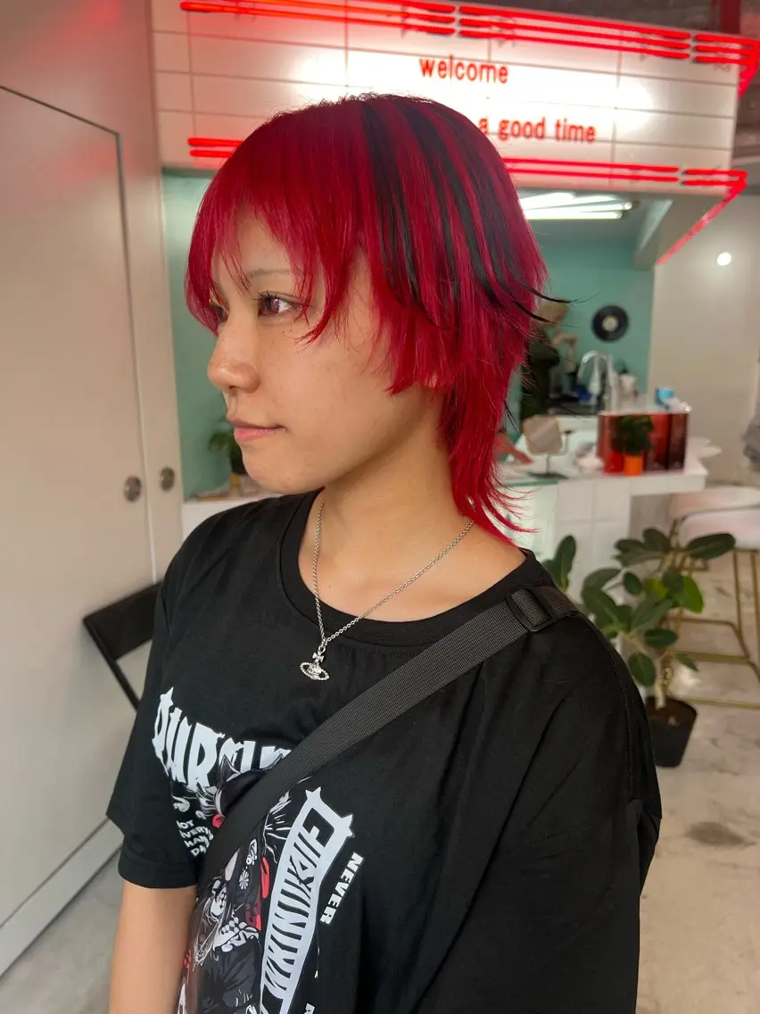 ショート 💥ウルフカット デザインあんな💥のヘアスタイル