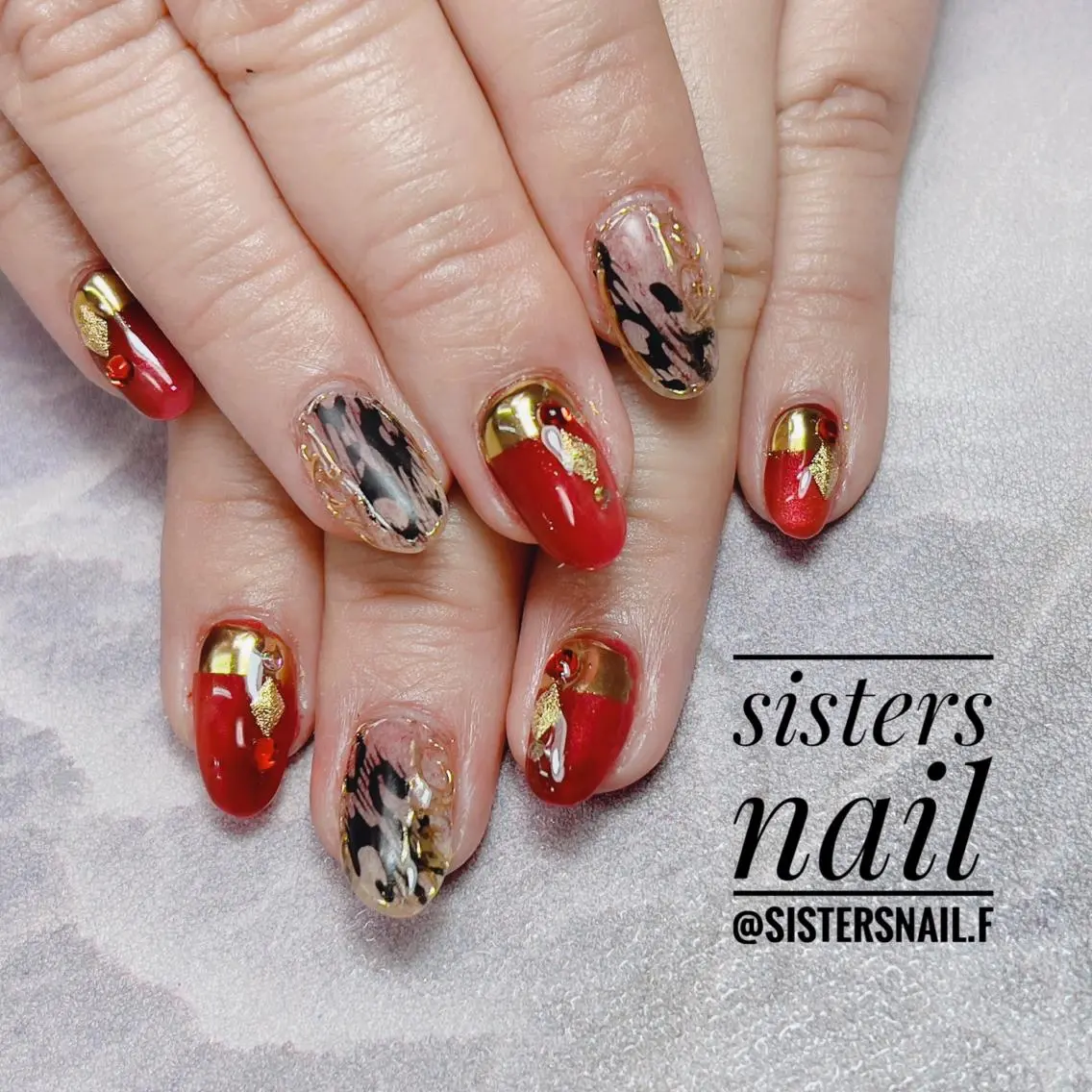 ネイル アニマル柄 アートネイル フレンチネイル レース ミラーネイル sisters nail.fのネイルデザイン