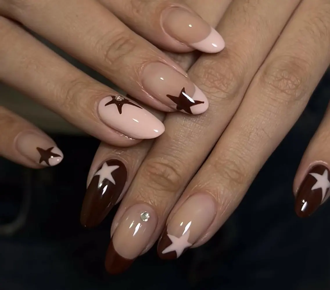 ネイル ハンドネイル 🎀 Ayaka_nailのネイルデザイン