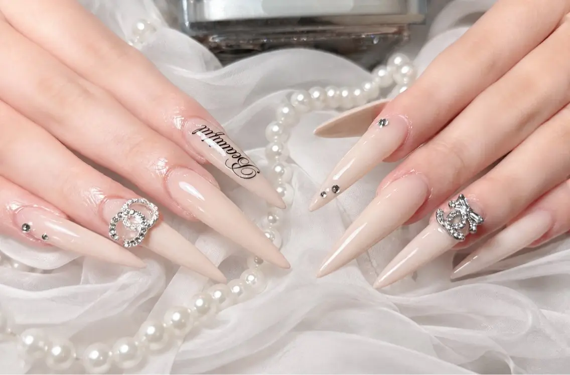 ネイル Lya Nail Salonのネイルデザイン