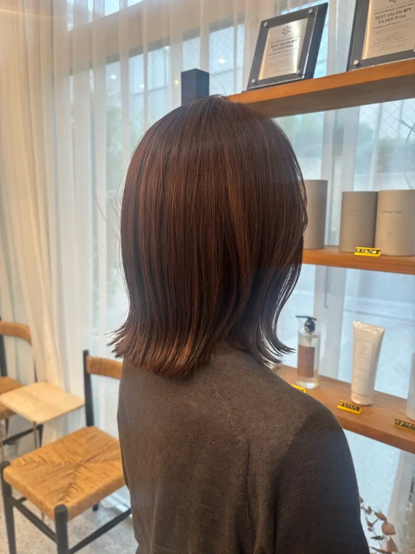 ミディアム 切りっぱなしボブ ボブ カット ヘアカラー NONOKA Zina千早店のヘアスタイル