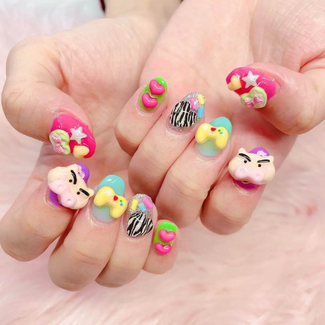 ネイル ハンドネイル MignonReve ♡EIMI🌈のネイルデザイン