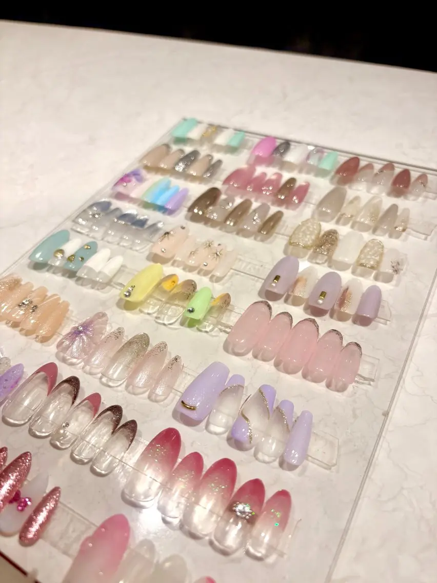 定額ネイル design 💅💖マグネットなどトレンドの可愛いネイルがいっぱいございます✨の写真