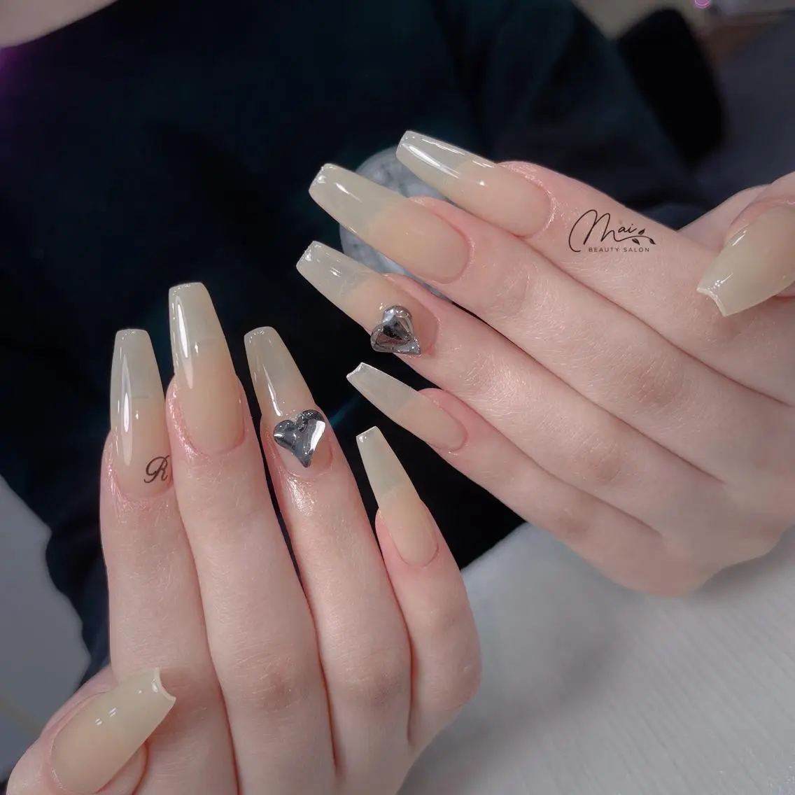 ネイル チークネイル フラッシュネイル フレンチネイル ジェルネイル 韓国ネイル ハンドネイル MaiBeauty マイ マイのネイルデザイン