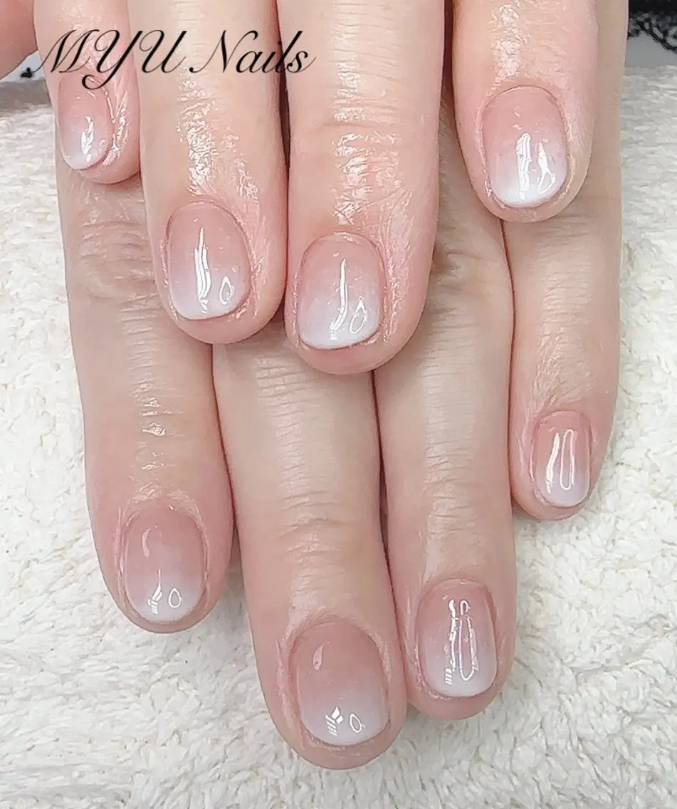 ネイル ニュアンスネイル🌈 MYU Nailsのネイルデザイン