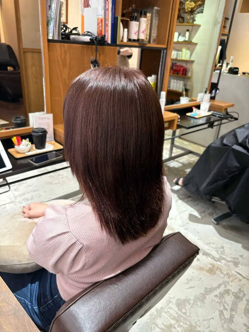 ミディアム カラー ナカムラ リノのヘアスタイル