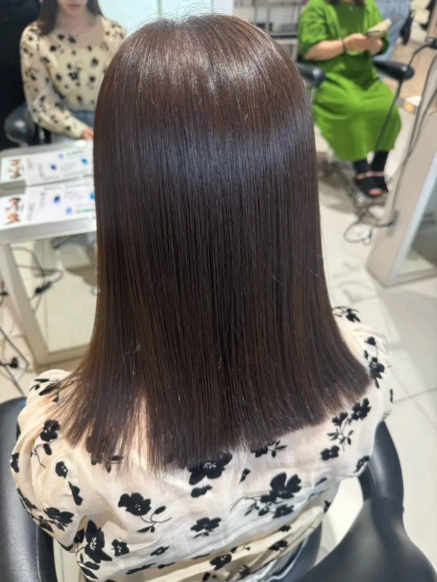 ミディアム カット ヘアカラー トリートメント 松下 紗季のヘアスタイル