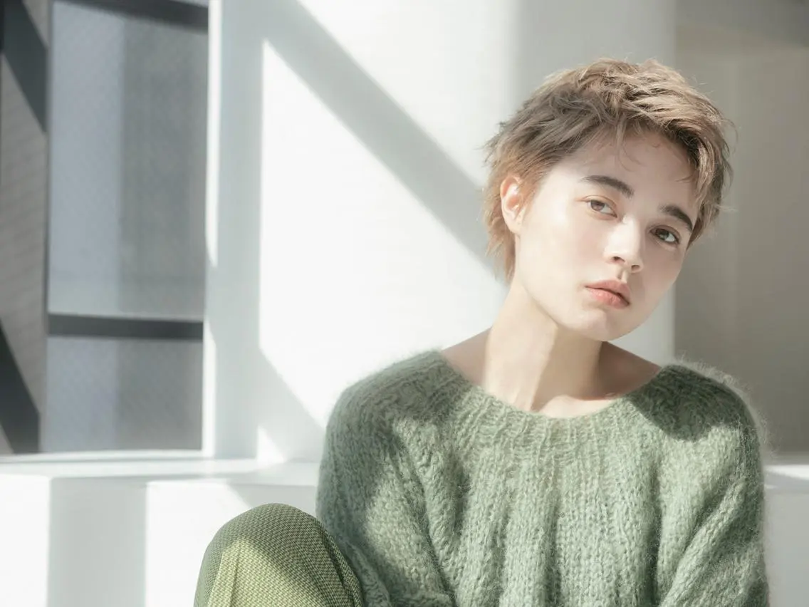 ショート カラー カット 峠原 菜緒のヘアスタイル