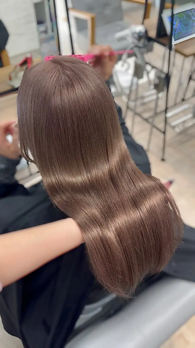 ロング カット ヘアカラー トリートメント ヘアセット クルミ🤍推し活 🎀ピンクカラーのヘアスタイル