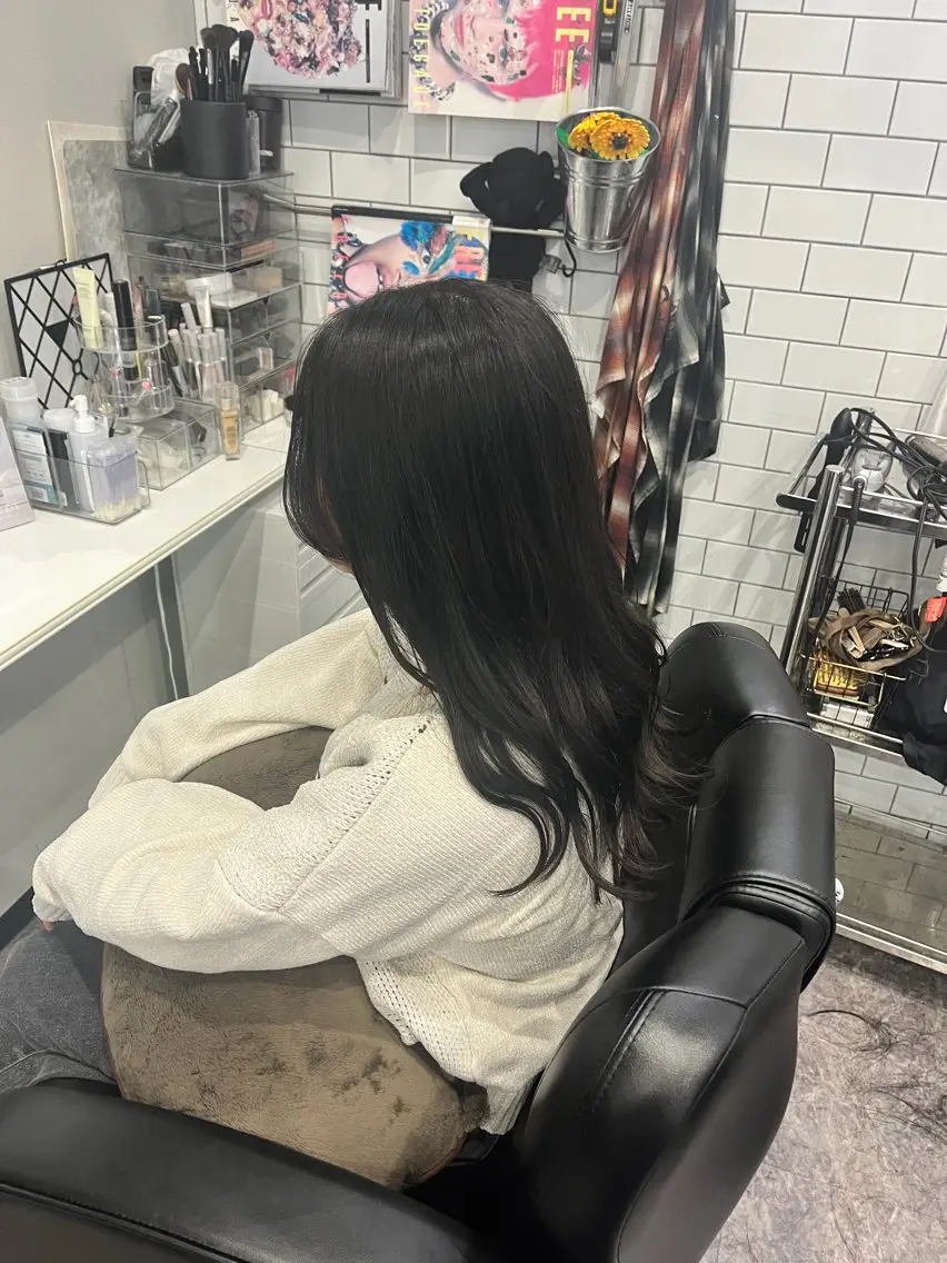 ロング カット 友滝 真菜美のヘアスタイル