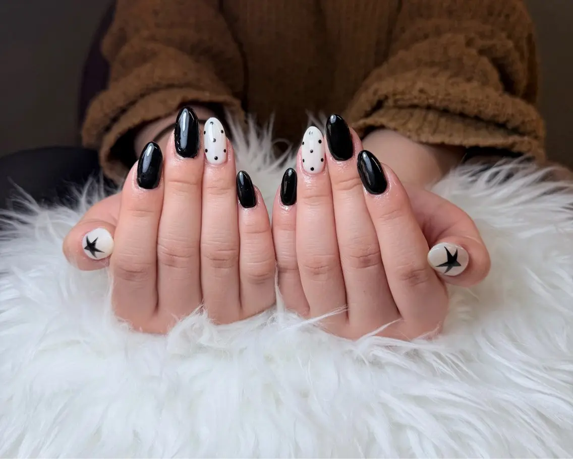 ネイル チークネイル フットネイル フレンチネイル グラデーション 韓国ネイル YUKI NAILのネイルデザイン
