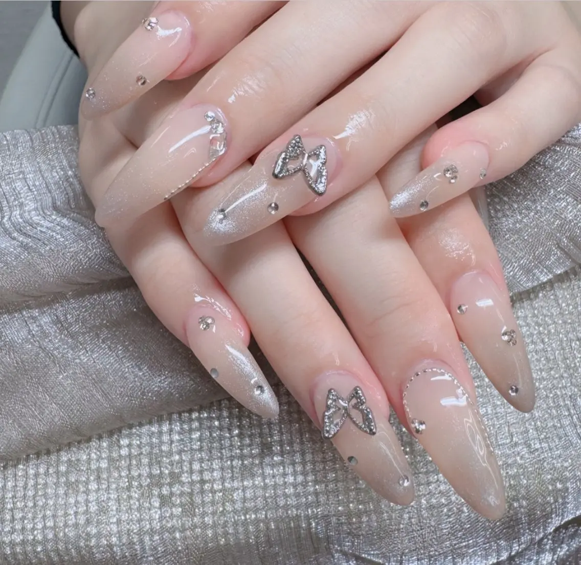 ネイル フレンチネイル ジェルネイル ガラスフレンチ ハロウィン ハート ハンドネイル H.baby Nail Salonのネイルデザイン