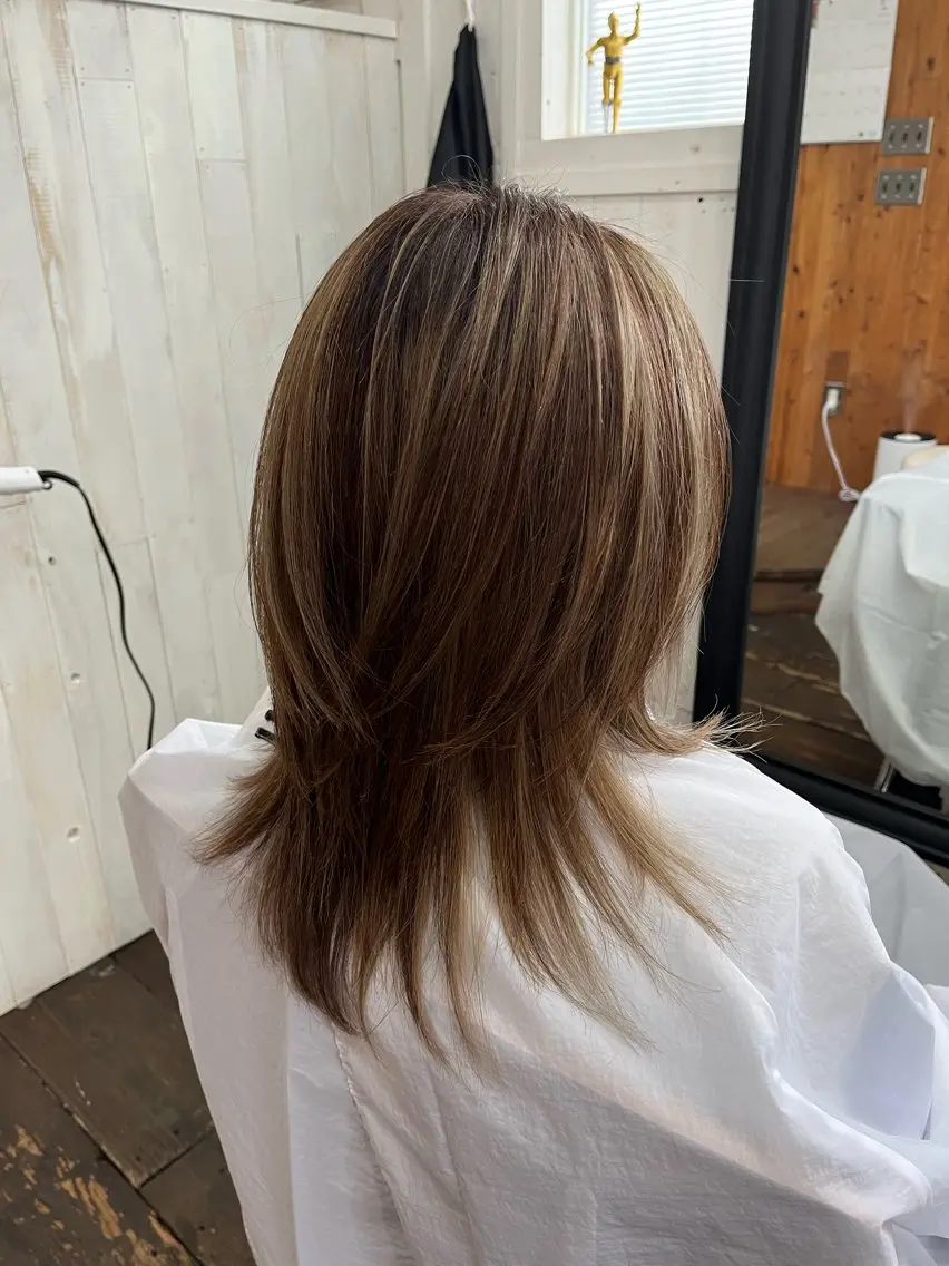 セミロング 紙屋 隼人のヘアスタイル