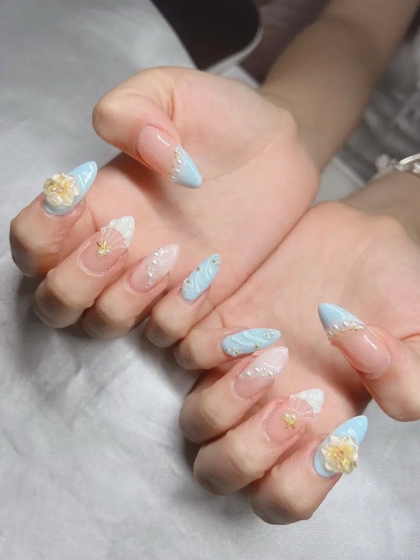 ネイル 長さ出し グラデーション キラキラネイル マグネットネイル ニュアンスネイル ハンドネイル Lee Nails チップ長さだし専門店のネイルデザイン
