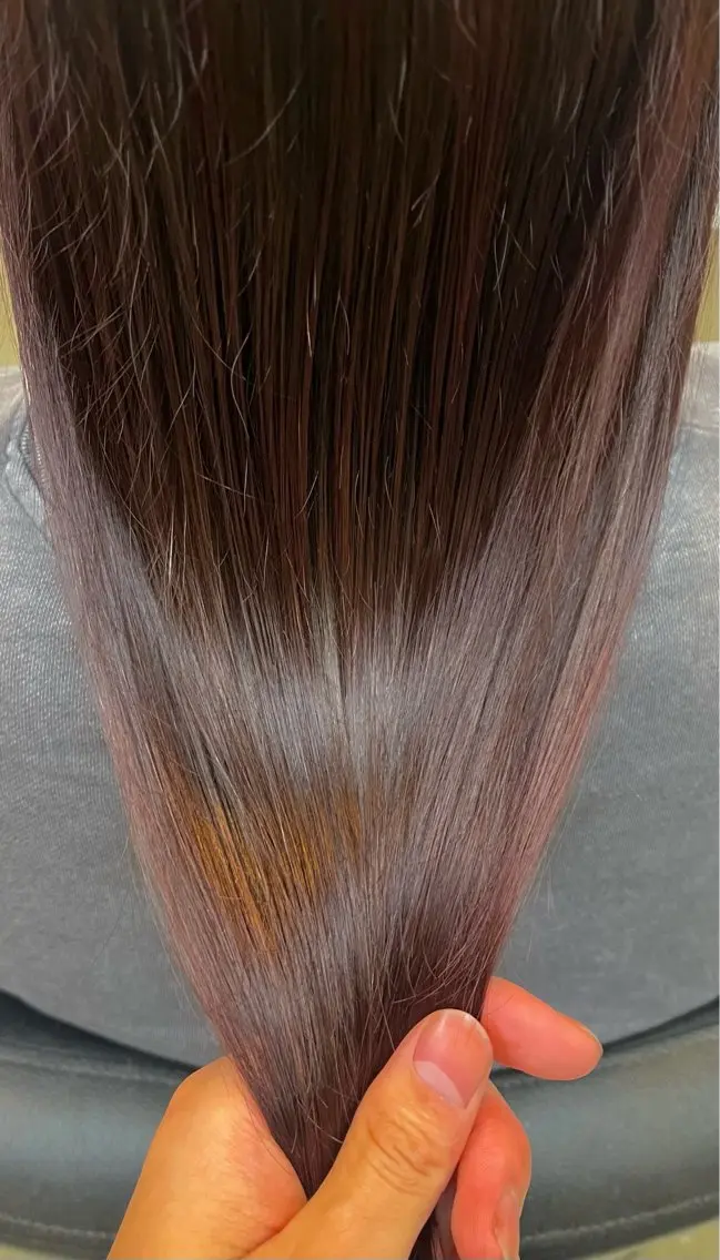 カラー ブリーチ ブラウンカラー ブリーチなしカラー ピンクカラー 鶴 章英のヘアスタイル