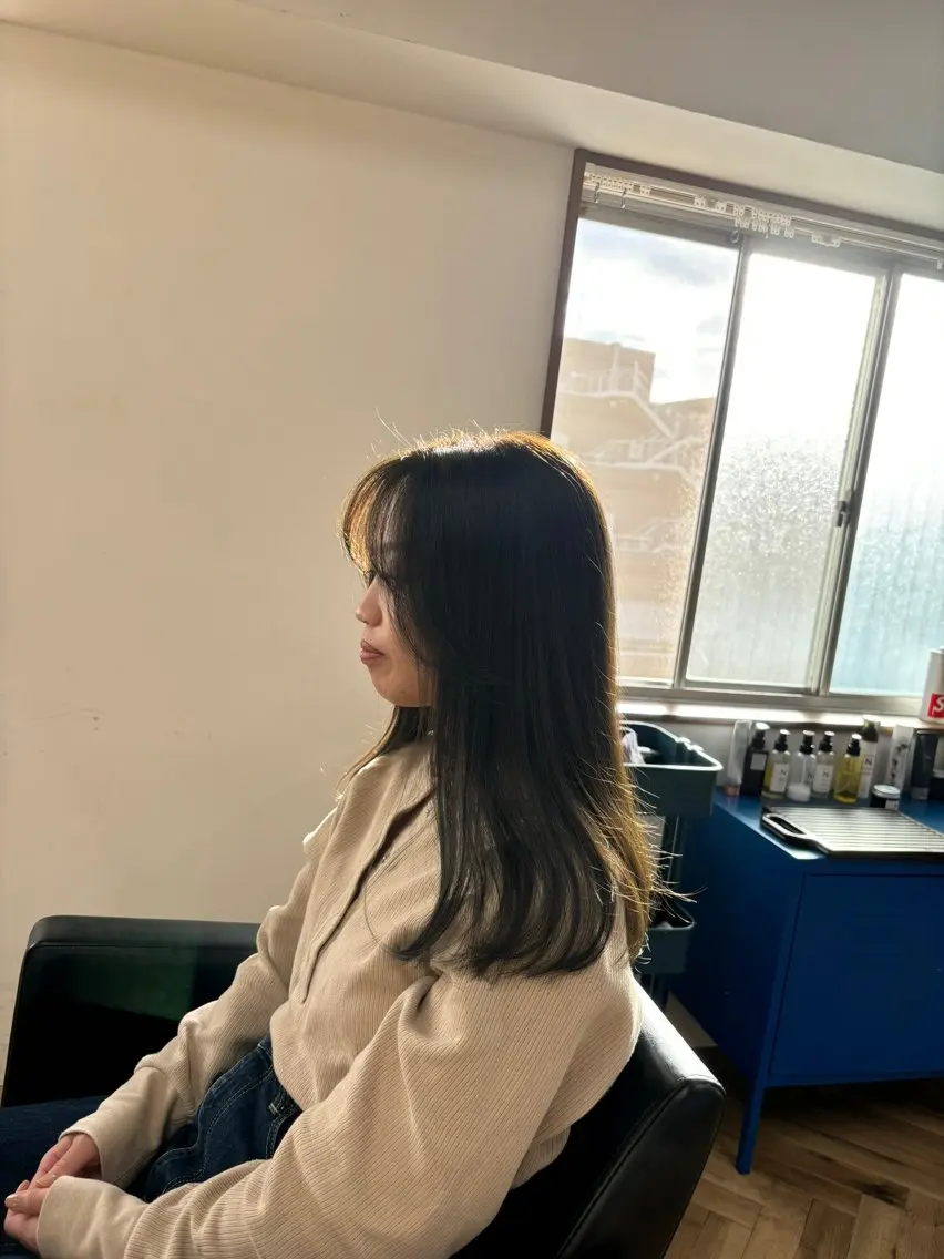 ロング カラー グレージュ オリーブカラー オリーブグレージュ オリーブグレー カット ヘアカラー トリートメント 藤沢｜艶カラー・ 酸性縮毛💛ももかのヘアスタイル